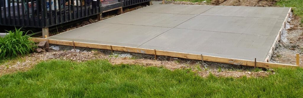 Embrace the beauty of minimalism with a practical patio from Eagle Stone Concrete. Our sleek, smooth concrete patios offer elegance and functionality without the need for stamping or coloring. Enjoy a low-maintenance, versatile outdoor space perfect for relaxation and entertainment