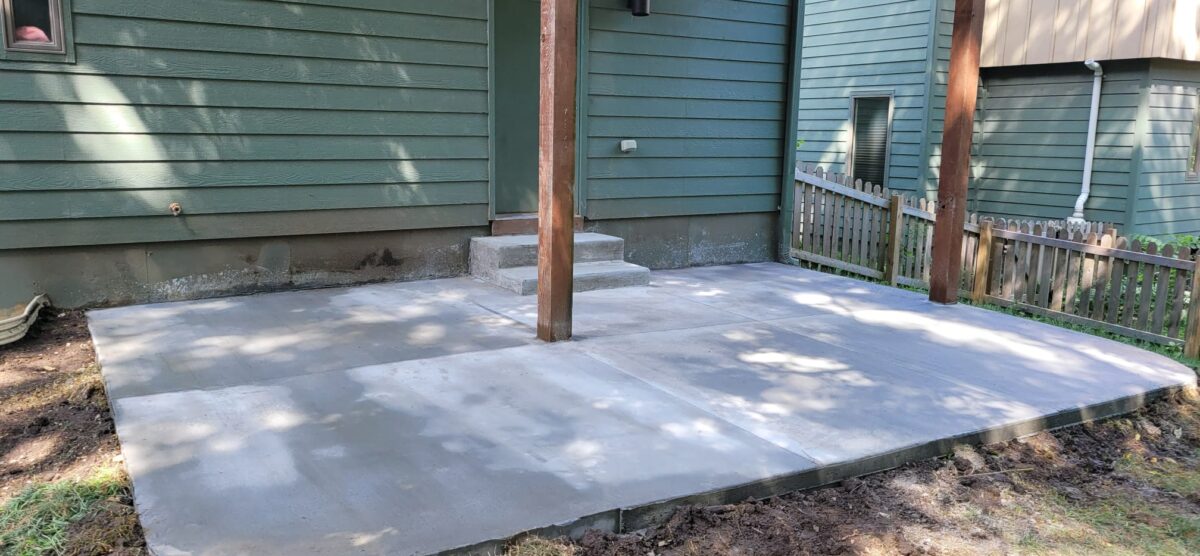 Rounded Corner Patio
